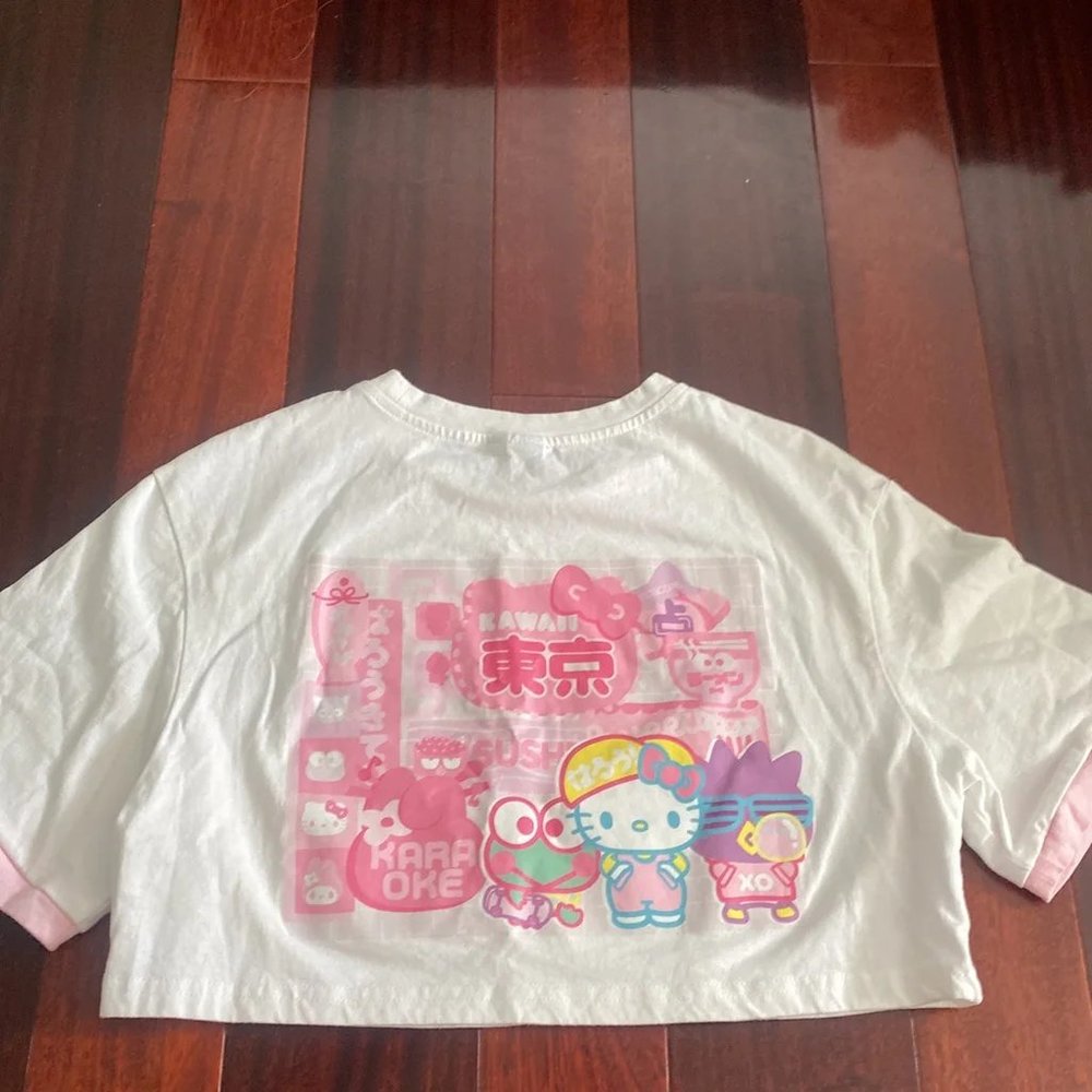 Sanrio Hello Kitty Cropped Tee shirt
